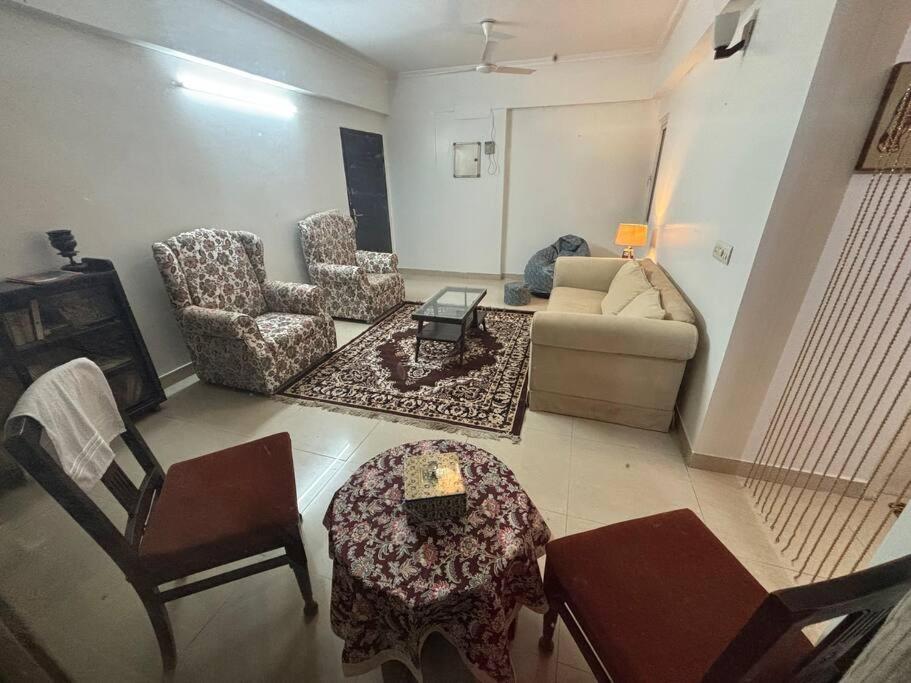 The Grand Ganga Room 2 Near Sangam Allāhābād Junction المظهر الخارجي الصورة